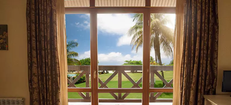 Residential Garden Window Enclosure Repair in Bayshore Gardens, FL