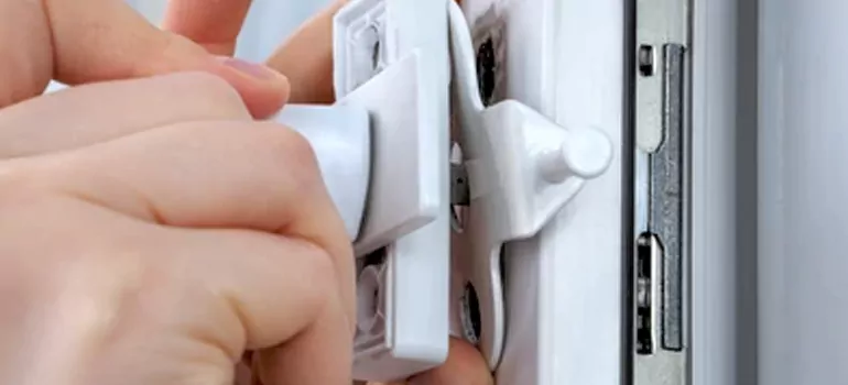 Window Lock Assembly in Bayshore Gardens, FL