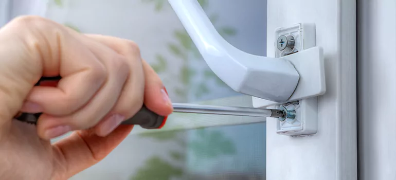 Window Crack Repair in Bayshore Gardens, FL